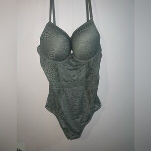 💚NWOT Sage Leopard Lace Bodysuit/Teddy💚